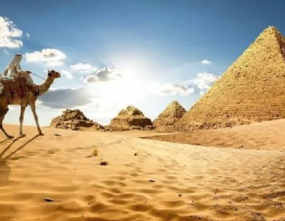 Day Trip to the Pyramids in Giza Memphis City Pyramids of Dahshur and Saqqara.